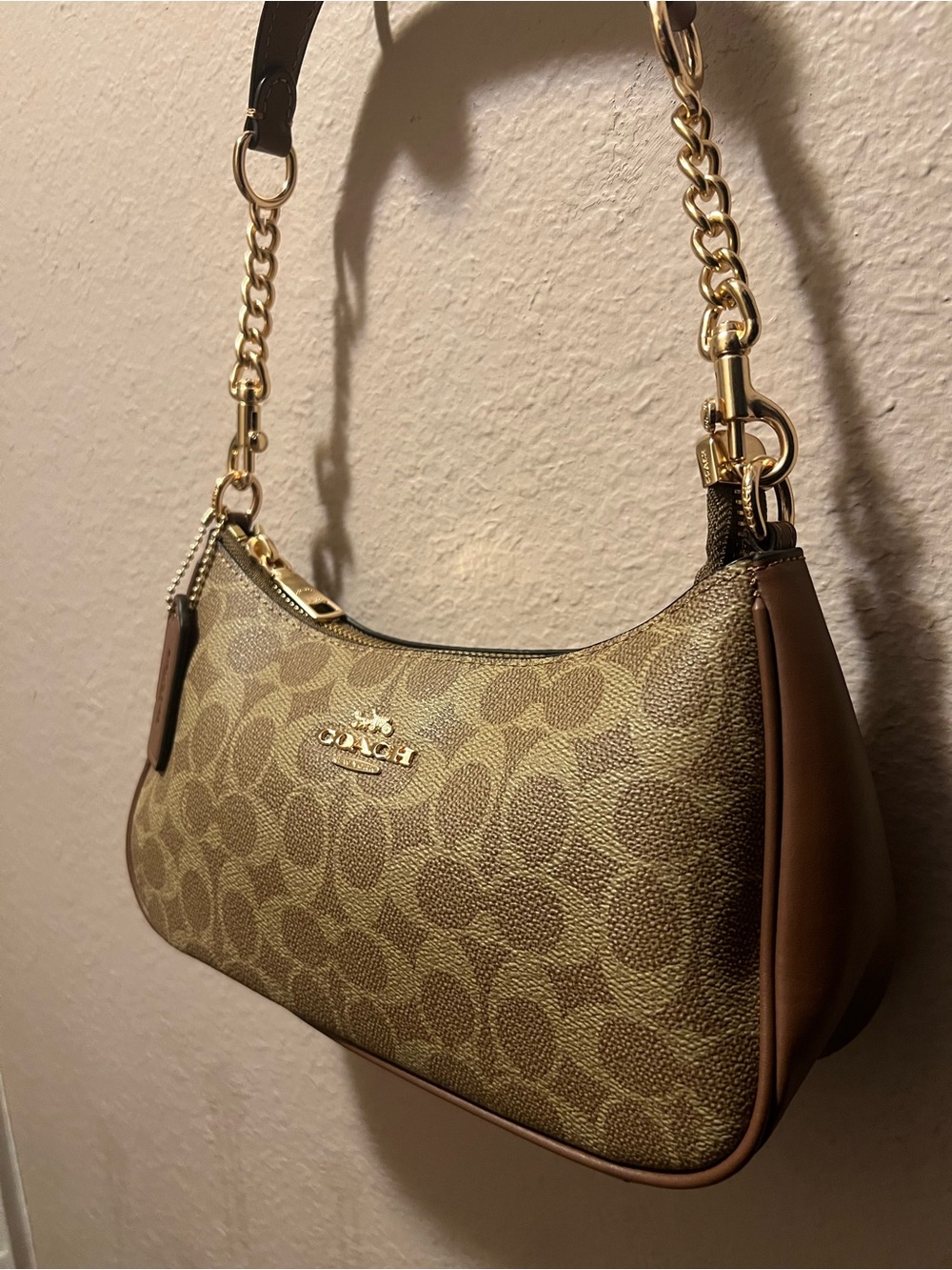 Coach Brown Signature Canvas Shoulder Bag with Gold Hardware - Picture 2 of 3